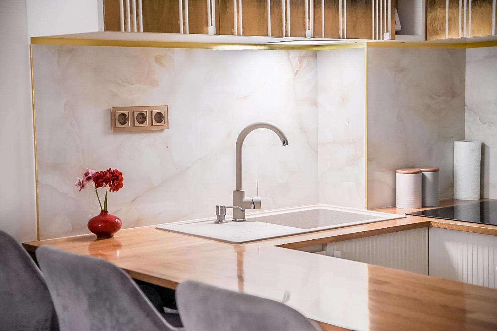 Glori Gold Apartaments Бая-Маре Экстерьер фото