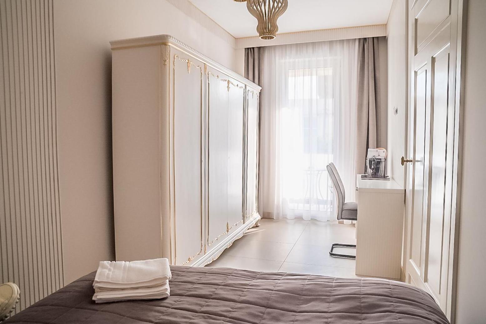 Glori Gold Apartaments Бая-Маре Экстерьер фото
